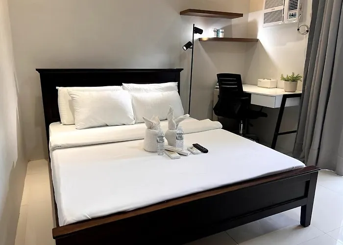 Bamboo Bay T1 Unit 3u Internet Netflix Apartment Mandaue City