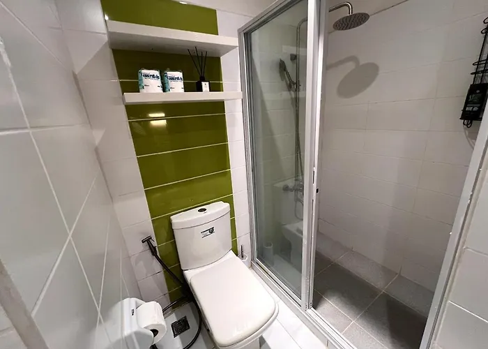 Bamboo Bay T1 Unit 3u Internet Netflix Mandaue City