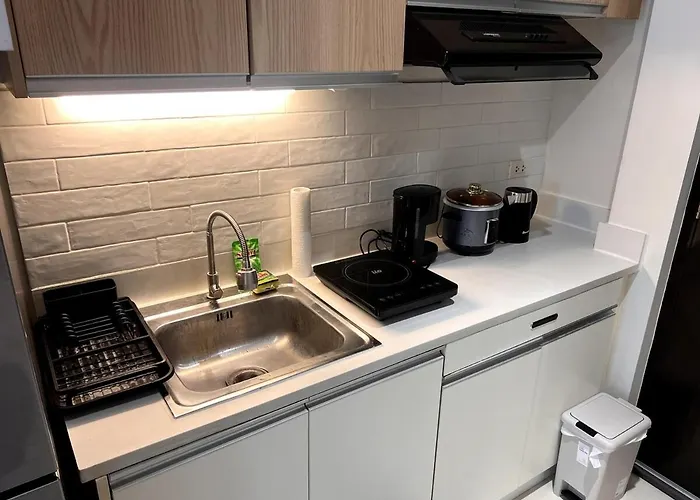 Bamboo Bay T1 Unit 3u Internet Netflix Apartment *