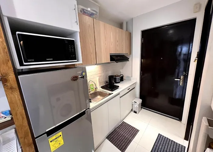 Bamboo Bay T1 Unit 3u Internet Netflix Apartment *